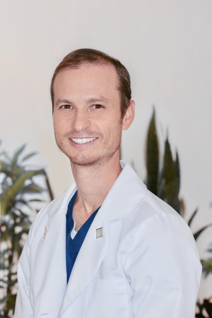 Ocean Breeze Prosthodontics