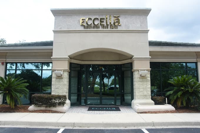 Eccella Smiles & Aesthetics