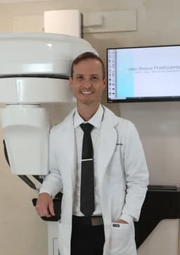 Dr. Nicholas Goetz