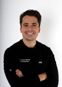 Dr. Alberto Lazaro
