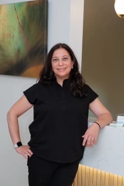 Dr Jessica Barzideh