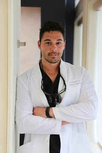 Dr. Izoh Ashour