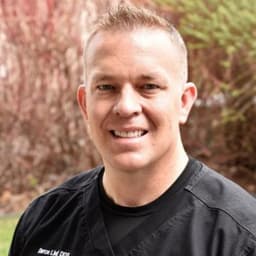 Dr. Daron Lind
