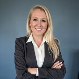Dr. Allicia Lucich